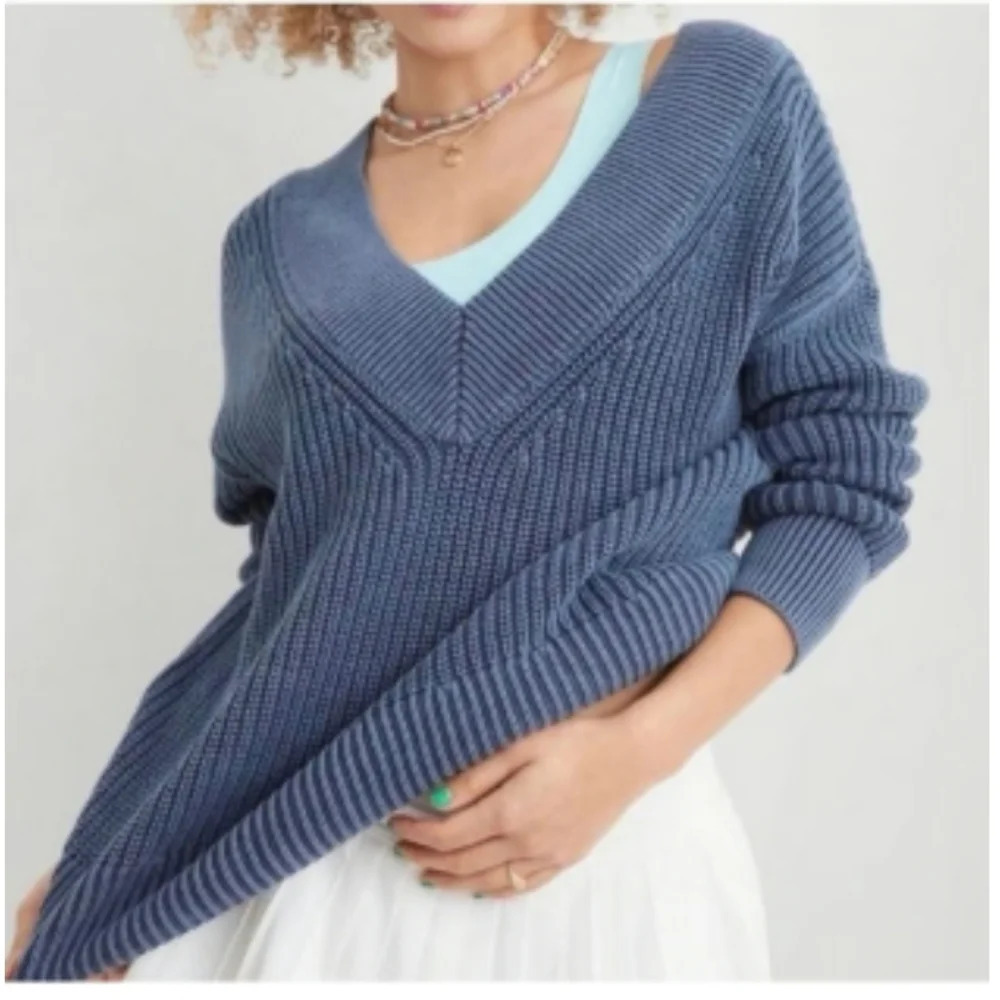 Aerie V-Neck Knit Oversized Sweater XS NWT Casual Fall Winter